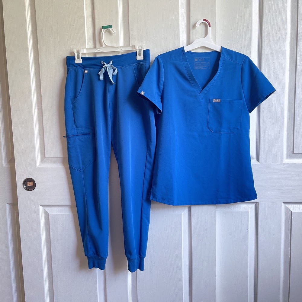 figs scrubs set (royal blue)